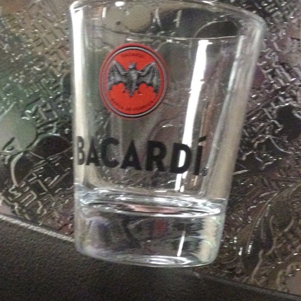 NIB Bacardi Set - Picture 3 of 4
